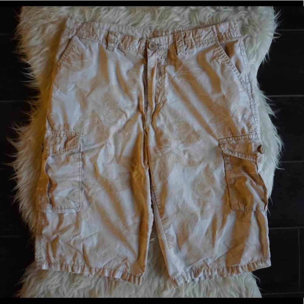 Always Jeans Shorts - Picture 3 of 4